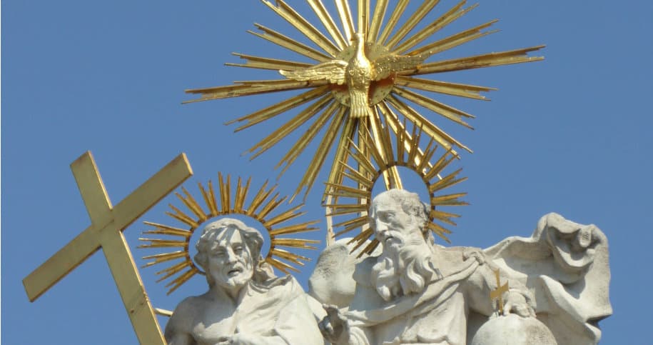 La Trinité c’est l’absolu et fol amour dialogal de Dieu