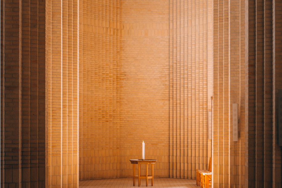Le choeur d'une chapelle