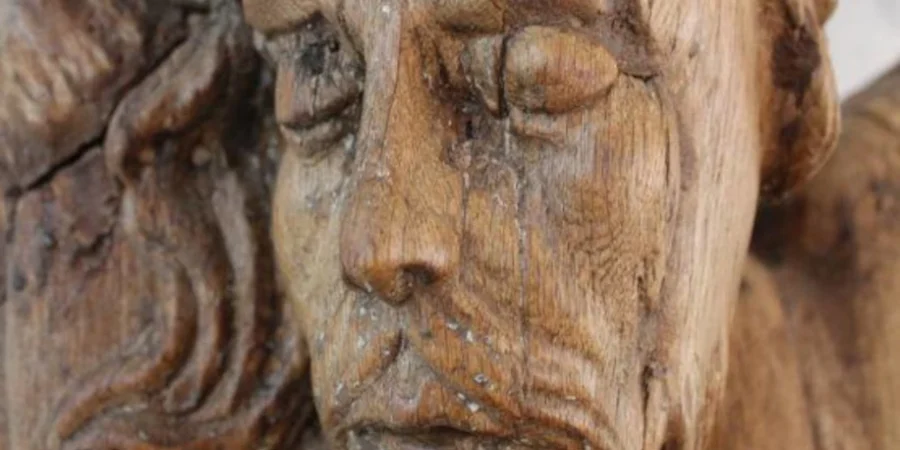 Christ de l'abbaye bénédictine de wavreumont (Belgique)
