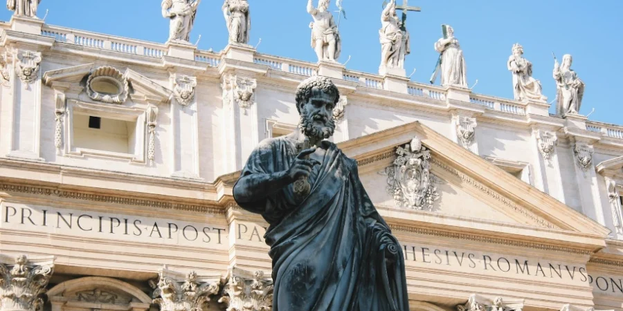 Servir le Christ et l’Église