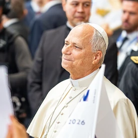 Le pape Léon XIV souriant lors de son voyage apostolique à Metz en septembre 2026